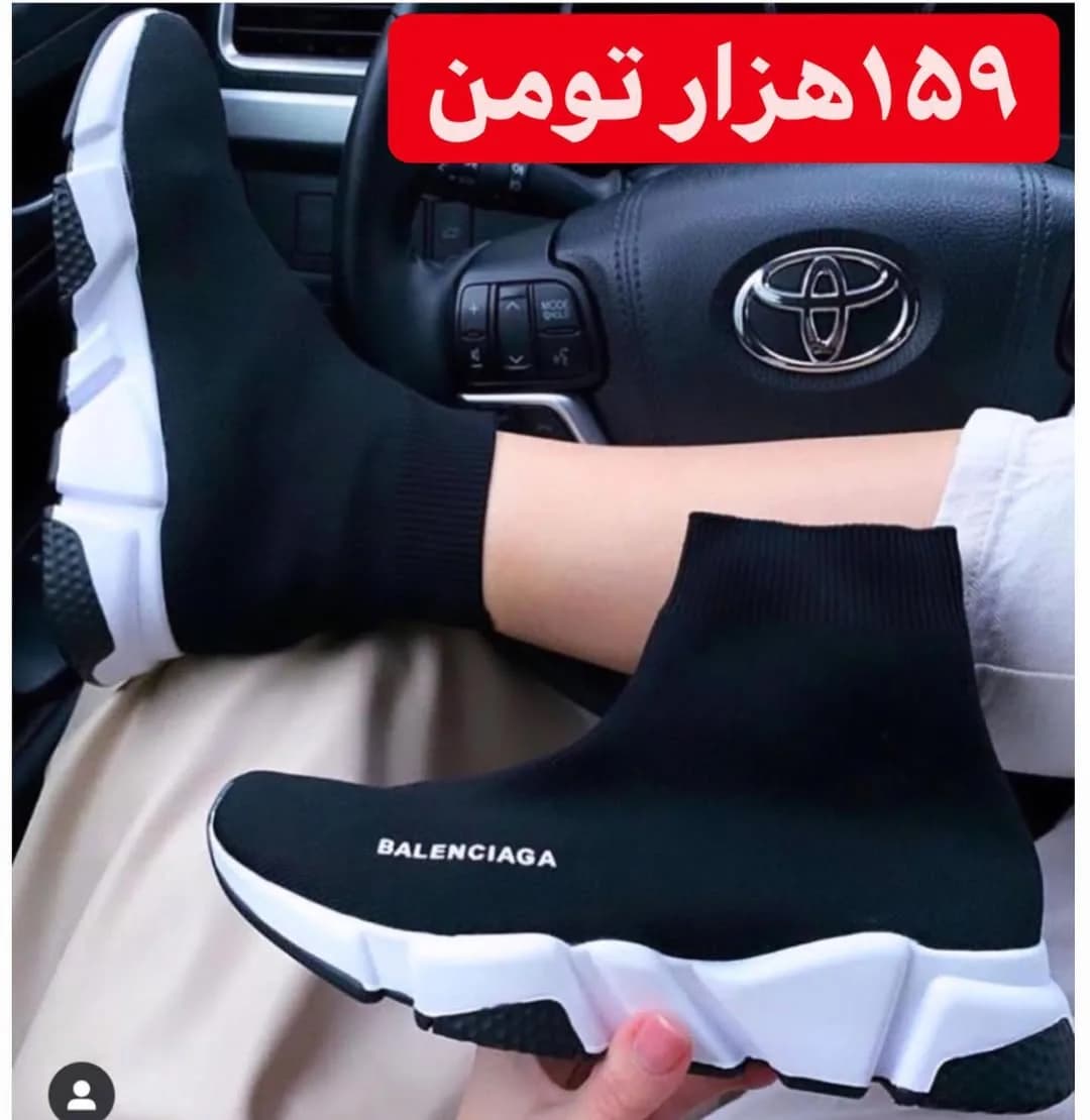 کتانی جورابی بالانسیگا، رنگ مشکی و سفید، جنس پارچه بافتنی، ساقبلند اسلیپآن
