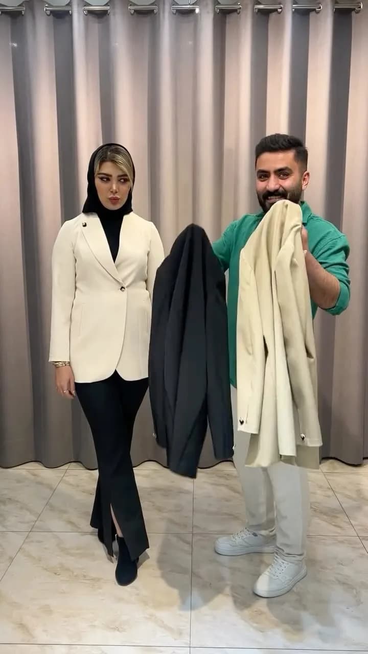کت تک آندیا، رنگ کرم و مشکی، تک دکمه، یقه انگلیسی، آستین بلند، جذب