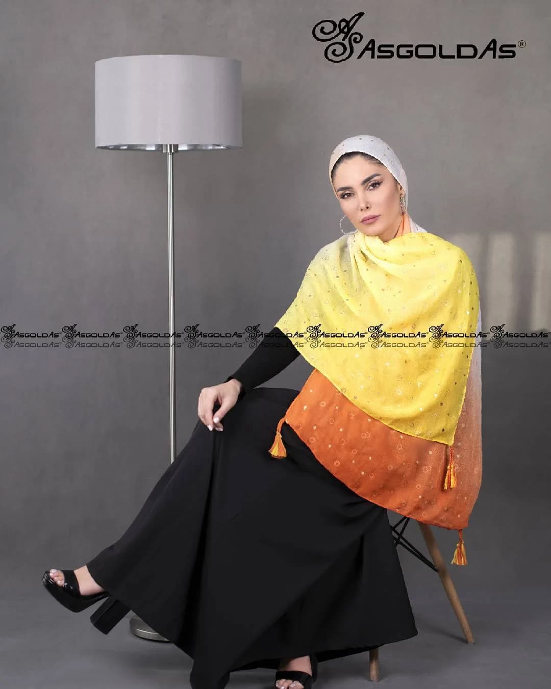شال نخی بهاره نقره کوب چاپی، رنگ زرد و نارنجی، مستطیلی، منگولدار