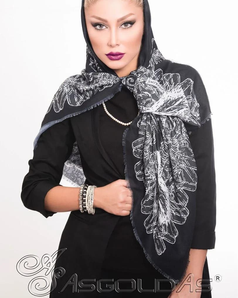 روسری زنانه، رنگ مشکی و سفید، مربع، بزرگ