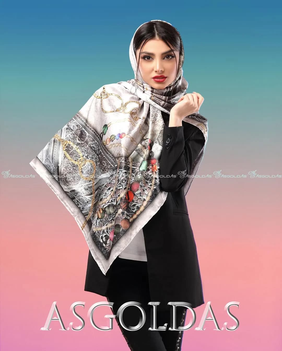 روسری ابریشم سایز ۱۱۰ کد ۶۷۹ آسگلداس
