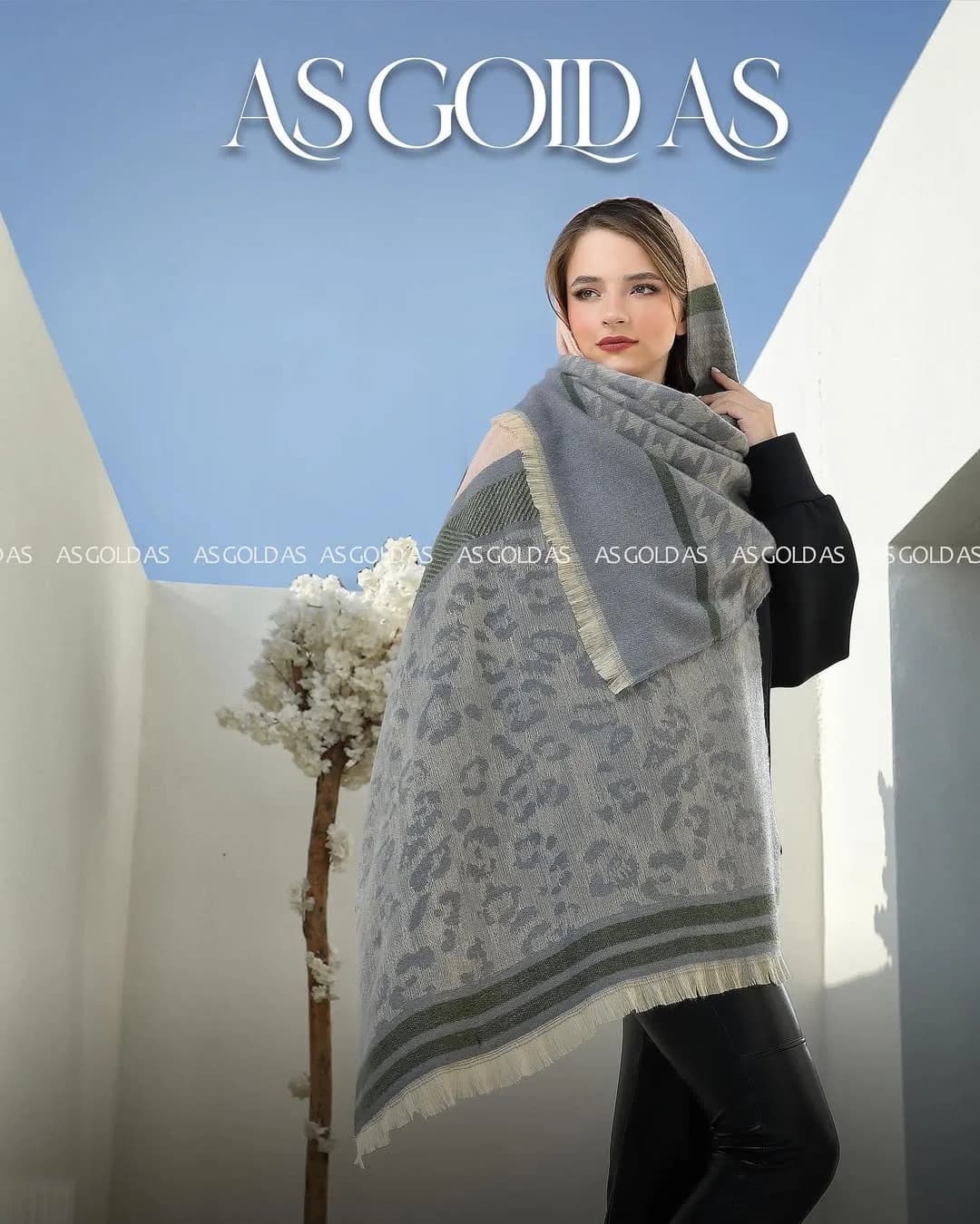 شال زنانه کد ۱۰۰۳۴، رنگ خاکستری و کرم، طرح پلنگی، مستطیلی، ریشدار