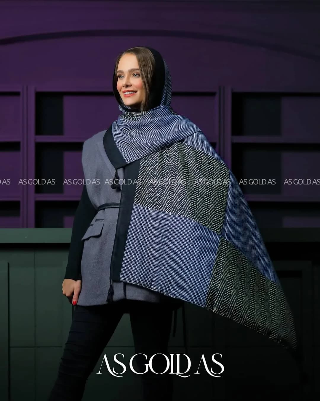 شال زنانه کد ۱۰۰۴۶، رنگ خاکستری، سرمهای و مشکی، طرح هندسی، مستطیلی، بلند