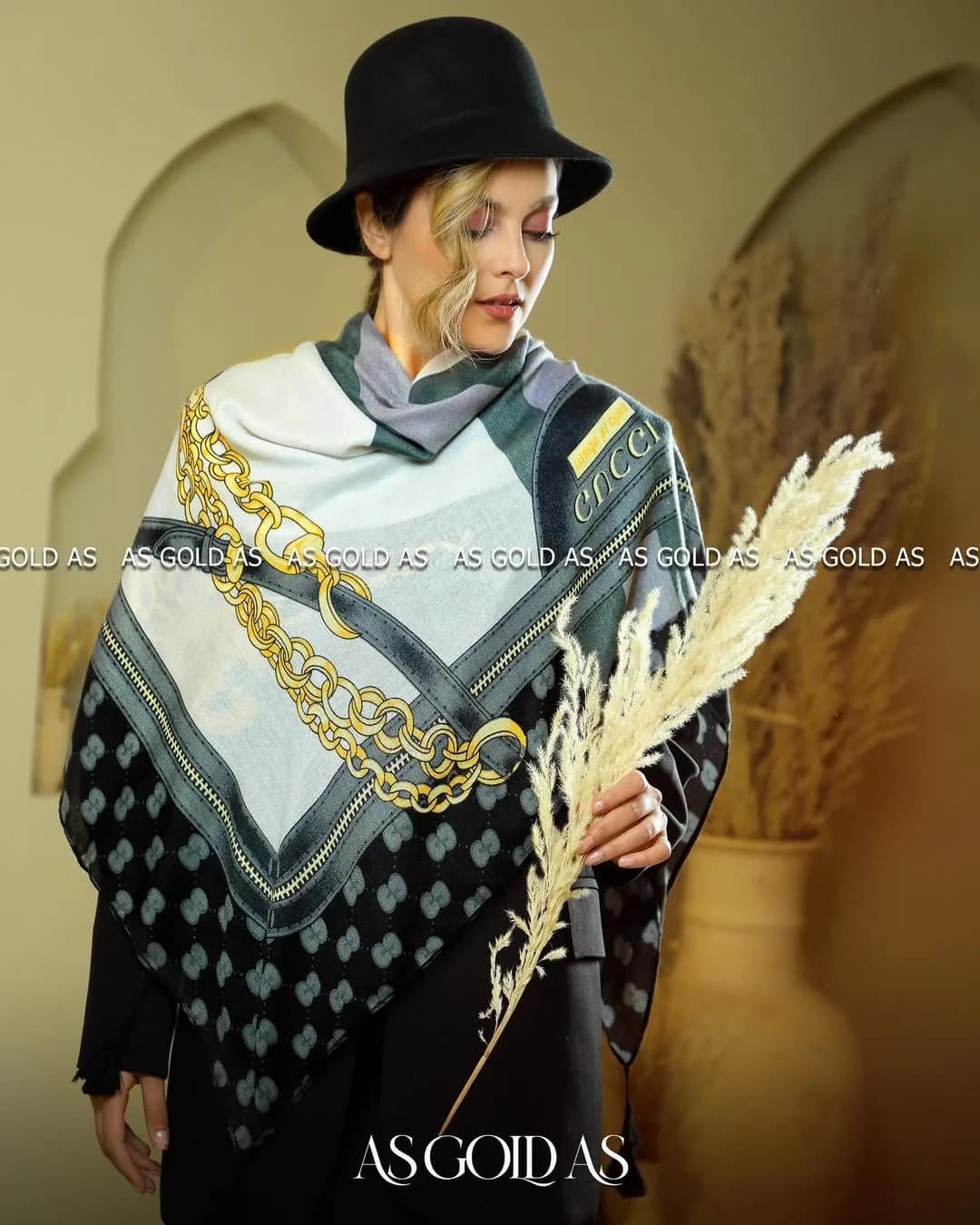 شال ترک سایز ۱۴۰ آسگلداس، رنگ سفید، خاکستری و زرد، مربع