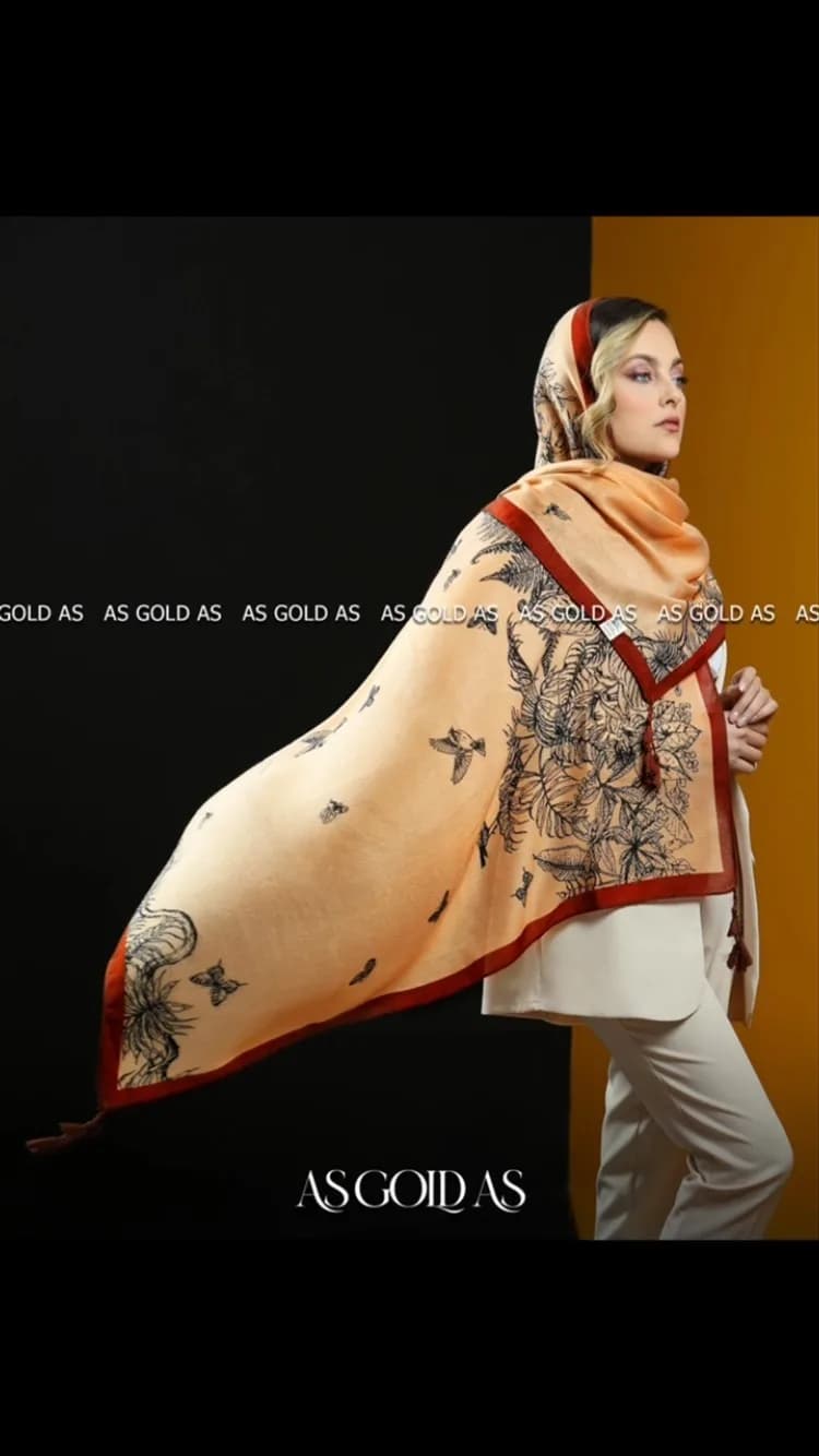 روسری زنانه، رنگ کرم، قرمز و مشکی، مربع، با منگوله