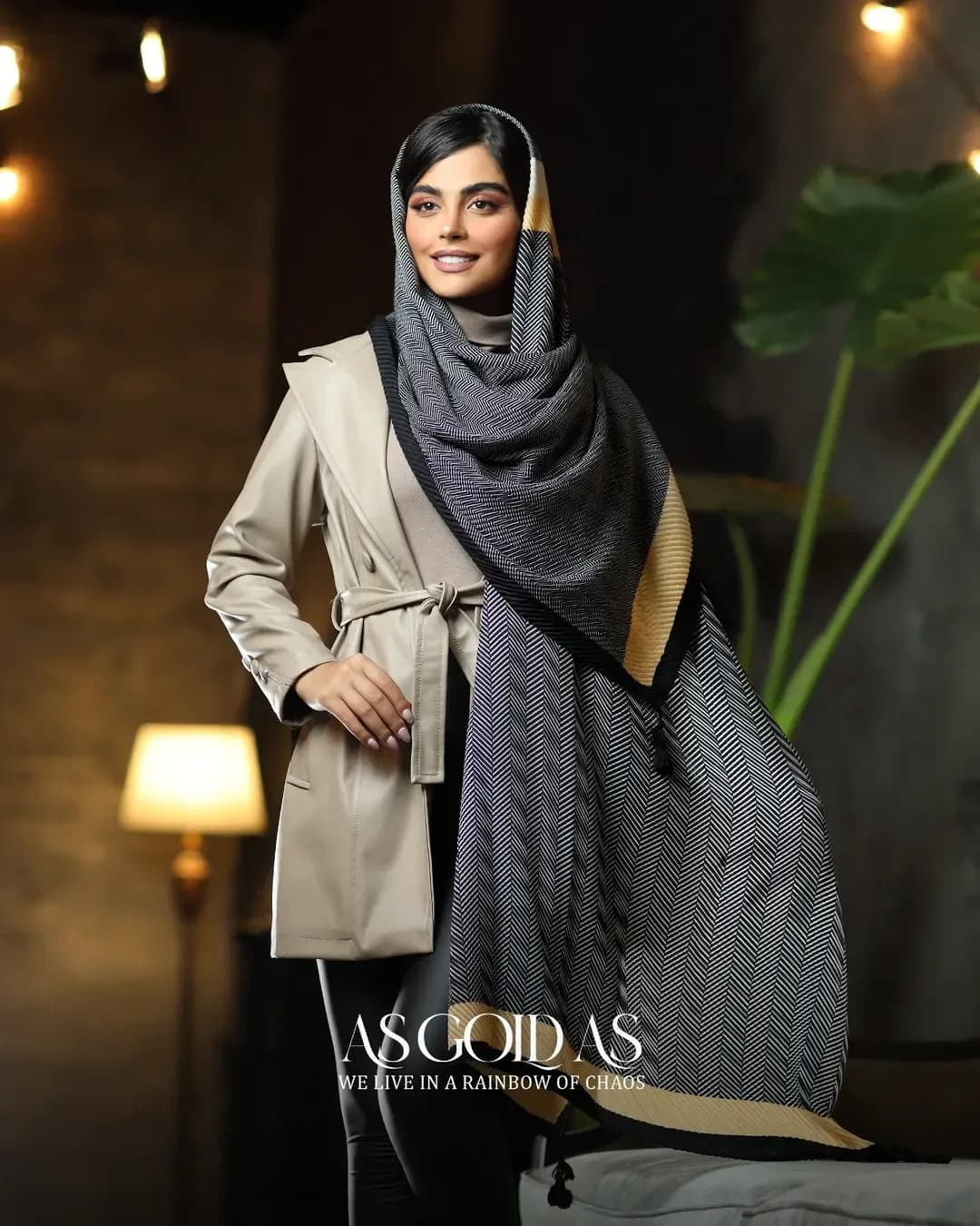 شال نخی کد ۱۰۱۰۵، رنگ خاکستری و زرد، طرح هندسی، مستطیلی، بلند