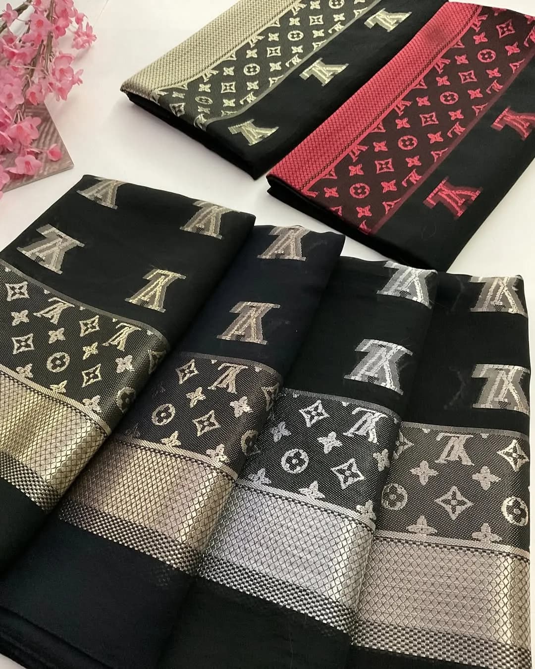 روسری ابریشمی ۱۲۰