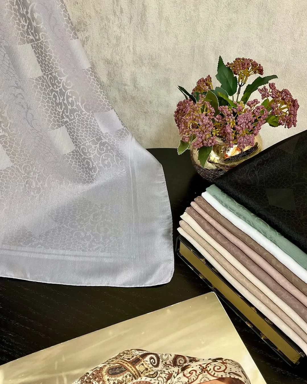 روسری ۱۲۰