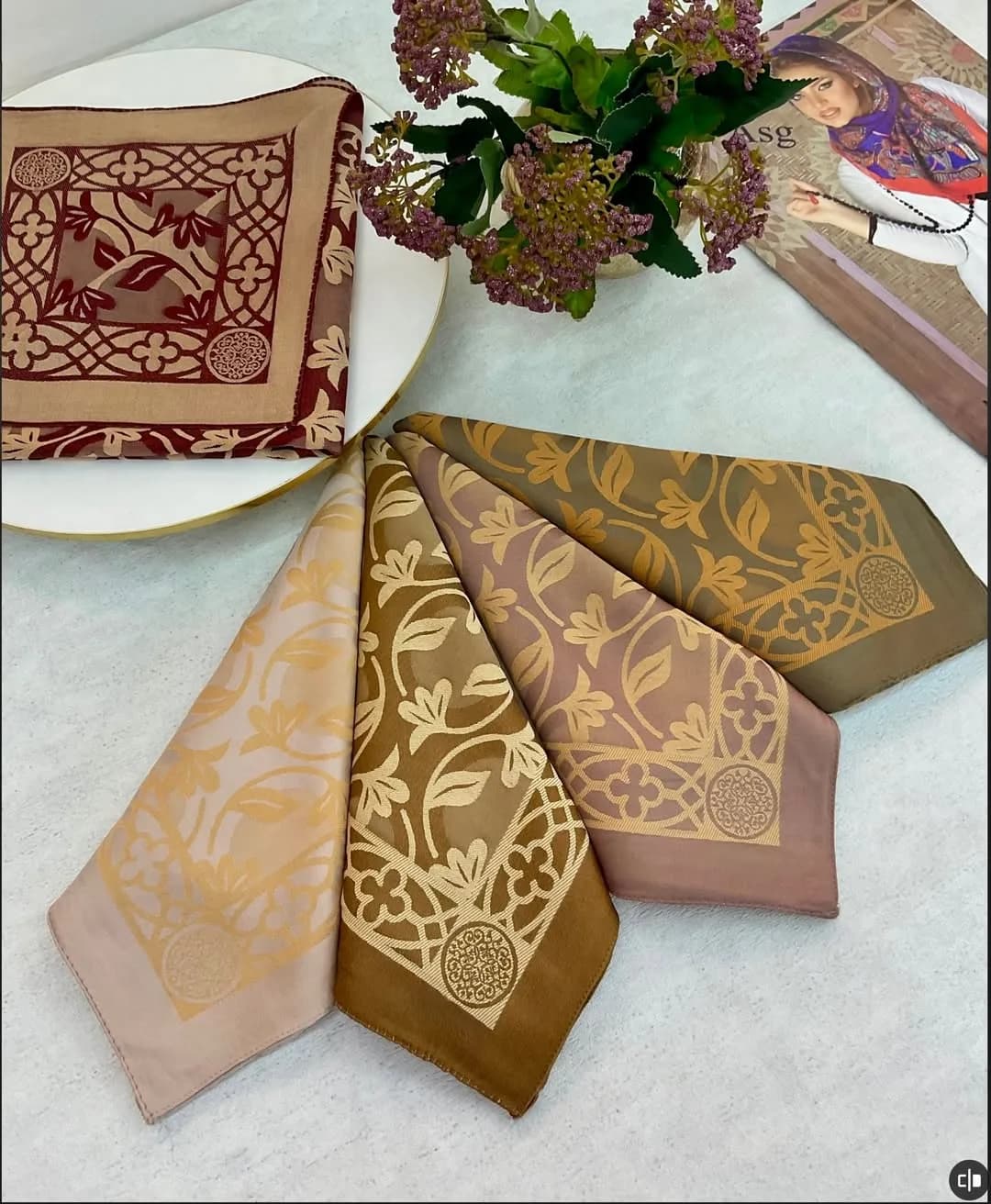روسری نخ ابریشم — نمای چندکالا — طرح گل و برگ
