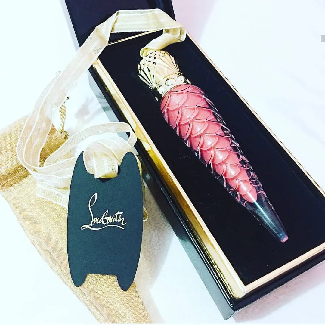 رژ لب مایع گلاس لوبوتین