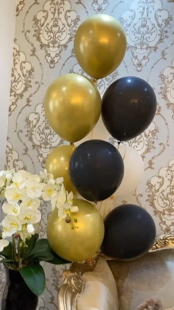 بوکت بادکنک هلیومی، رنگ طلایی، مشکی و سفید، جنس پلاستیک، مجموعه بادکنک تزئینی