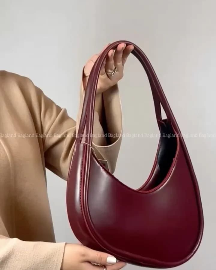 کیف دوشی زنانه، رنگ قهوهای، جنس چرم، نیمدایره
