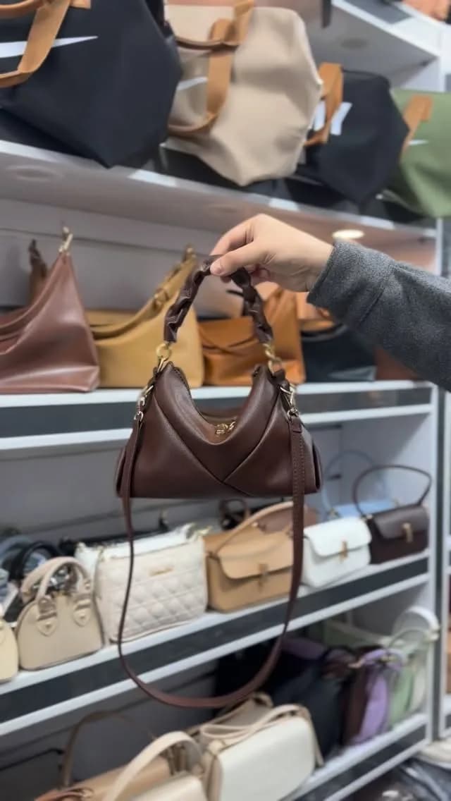 کیف دوشی زنانه مینی فاما