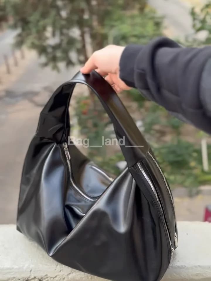 کیف دوشی زنانه، رنگ مشکی، جنس چرم، بزرگ
