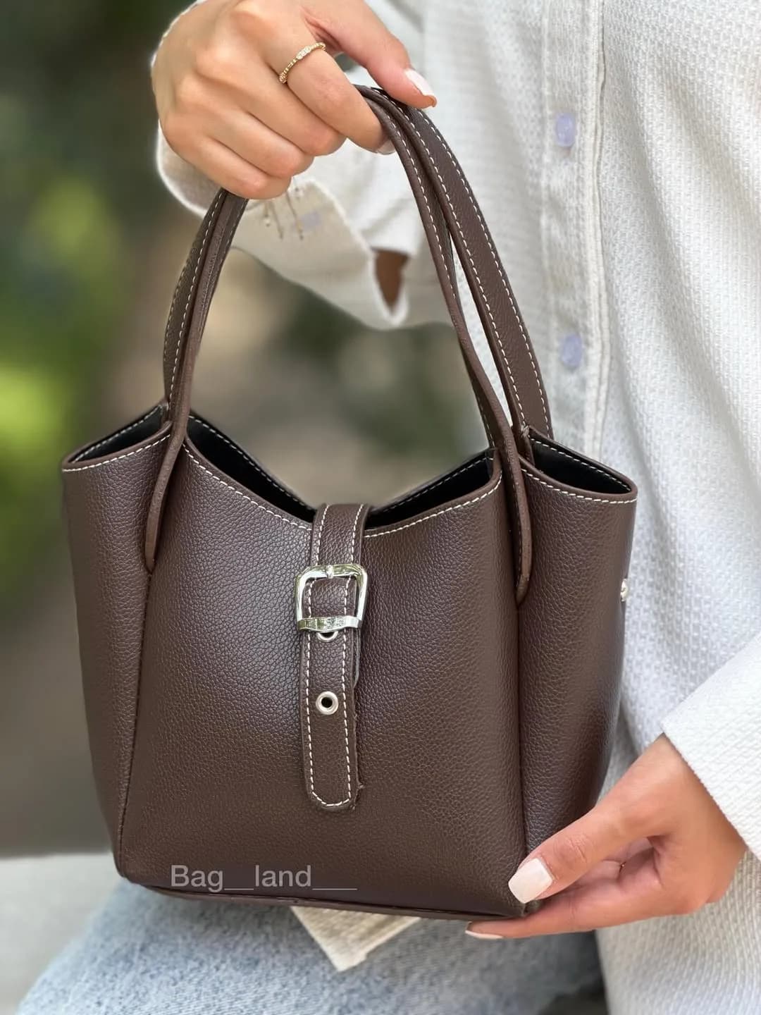 کیف زنانه، رنگ قهوه‌ای، جنس چرم، دستی، سطل
