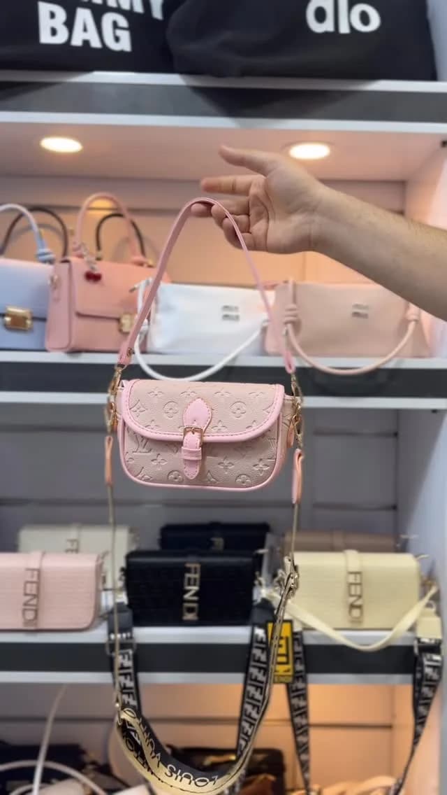 کیف دوشی کوچک گیلاس