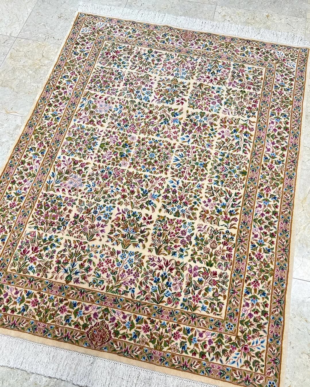 قالیچه سه متری بهارستان