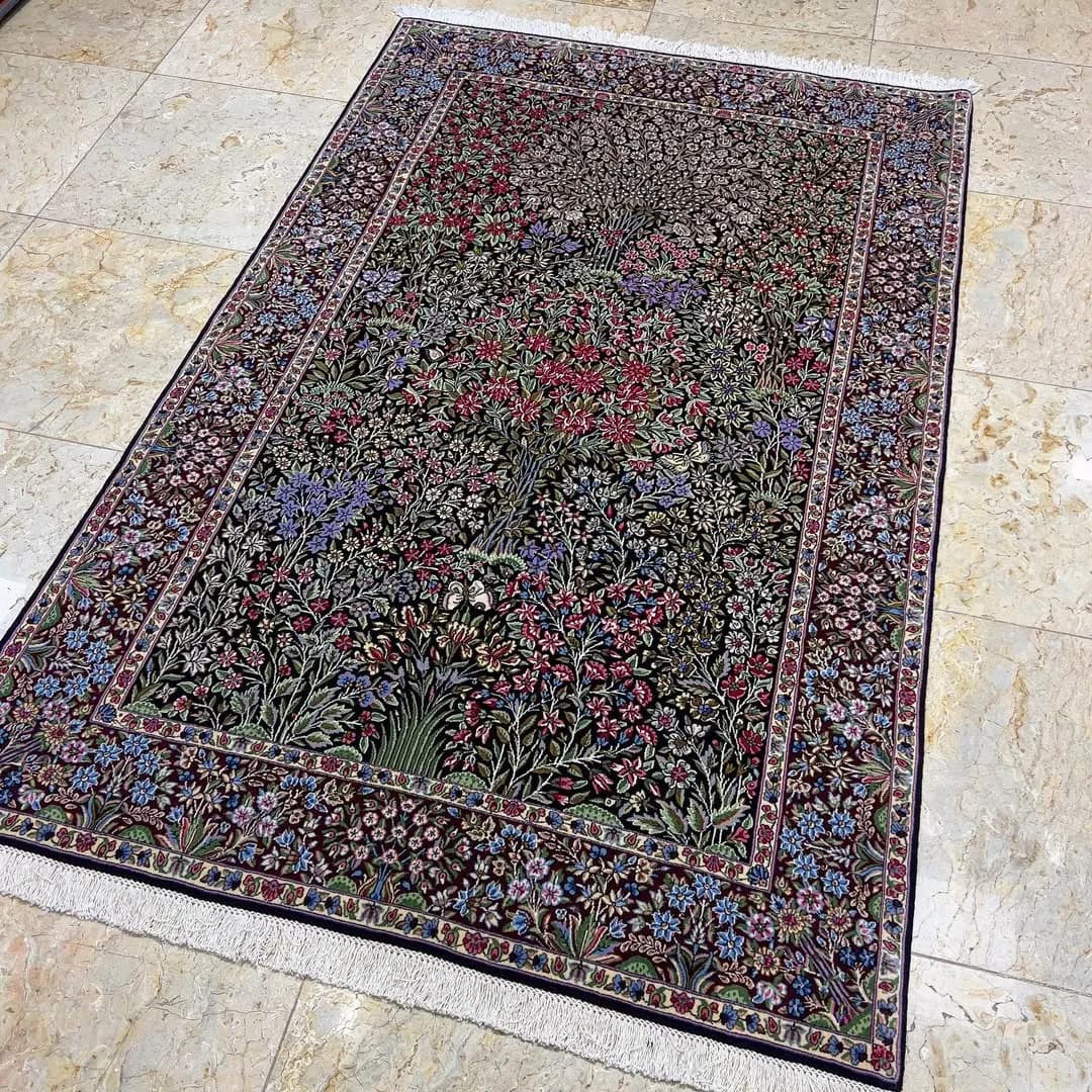 قالیچه چهار متری حسنخانی کرمان