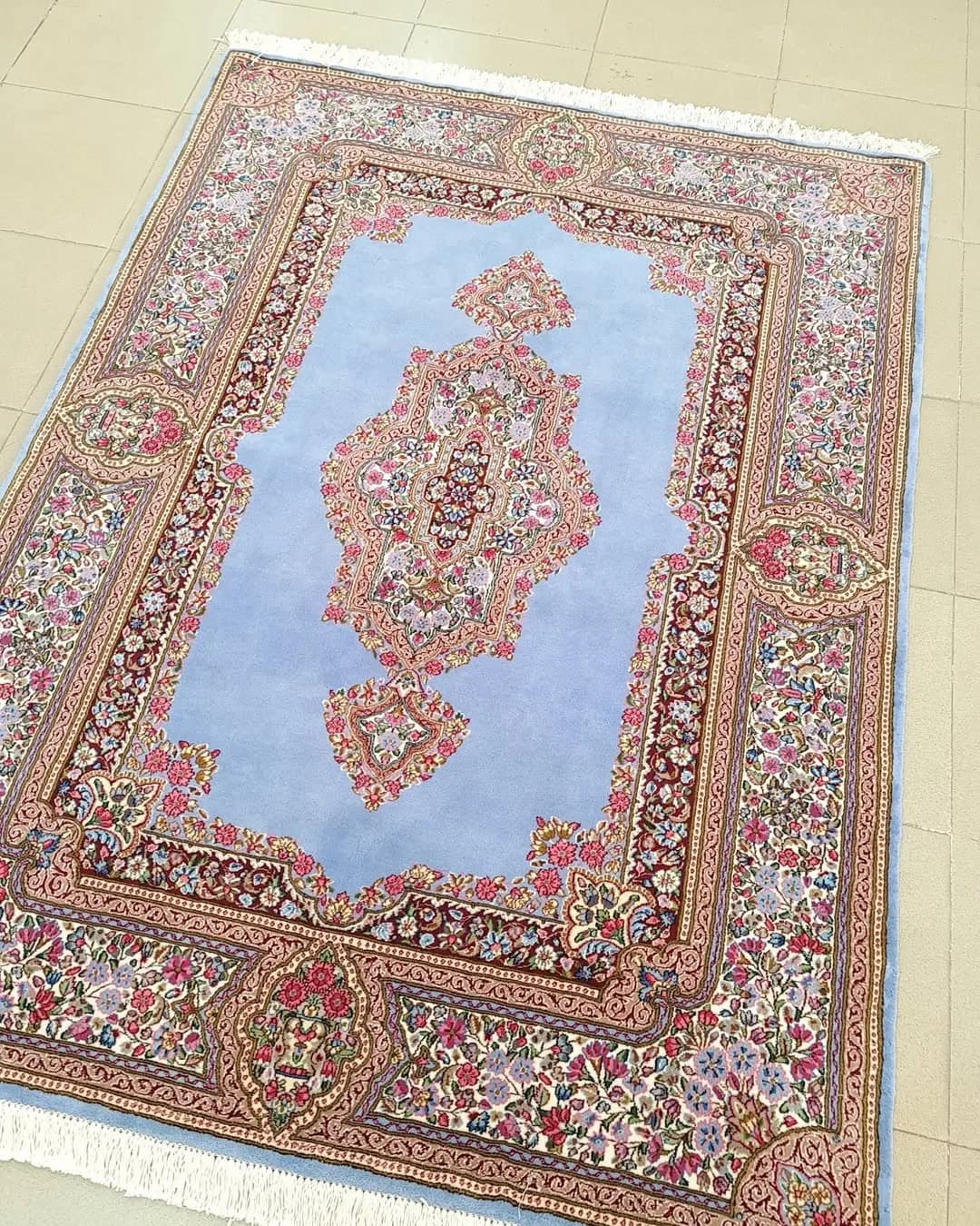قالیچه ۳ متری کف ساده فیروزه ای کرمان