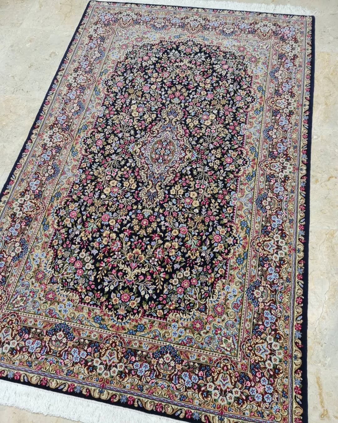 قالیچه سرمهای سرام کرمان