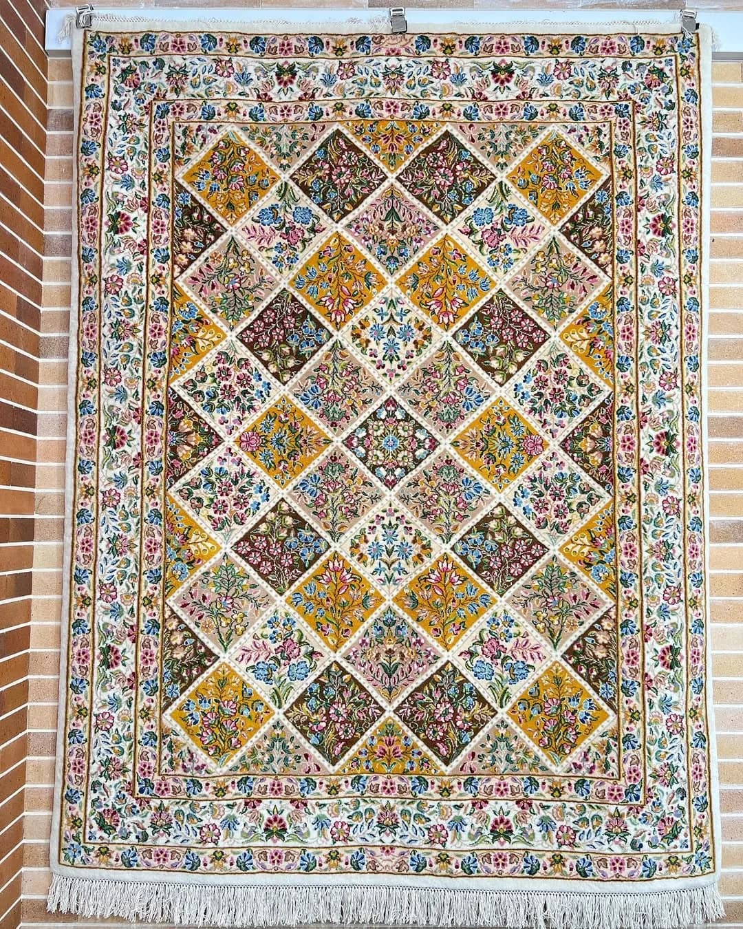 قالیچه ۳ متری خشتی کرمان