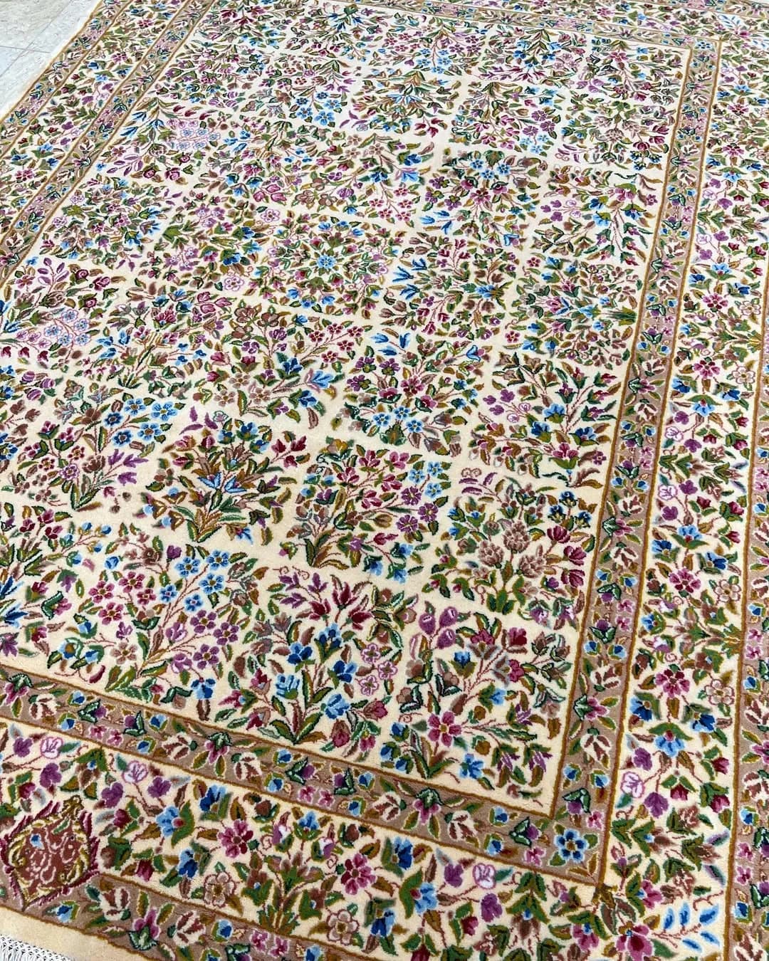 قالیچه سه متری نقش بهارستان