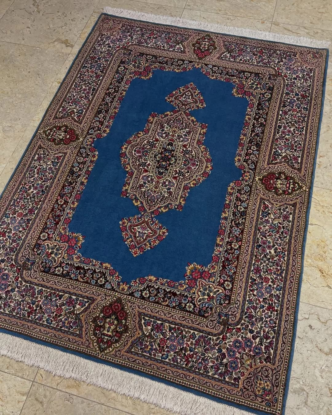 قالیچه سه متری کفساده حاشیه گلباران کرمان