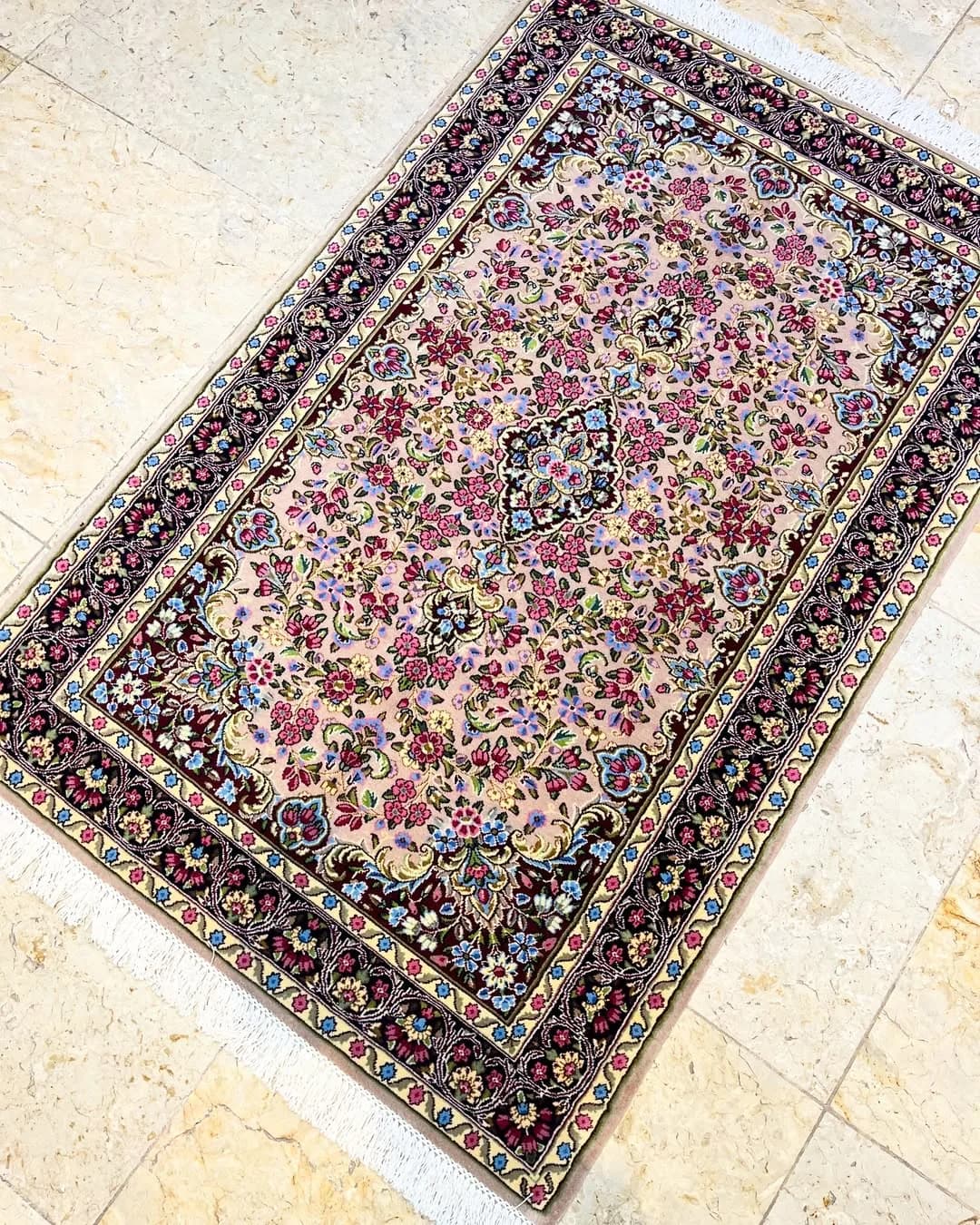 قالیچه ذرع و نیم سرام دستهگلی کرمان