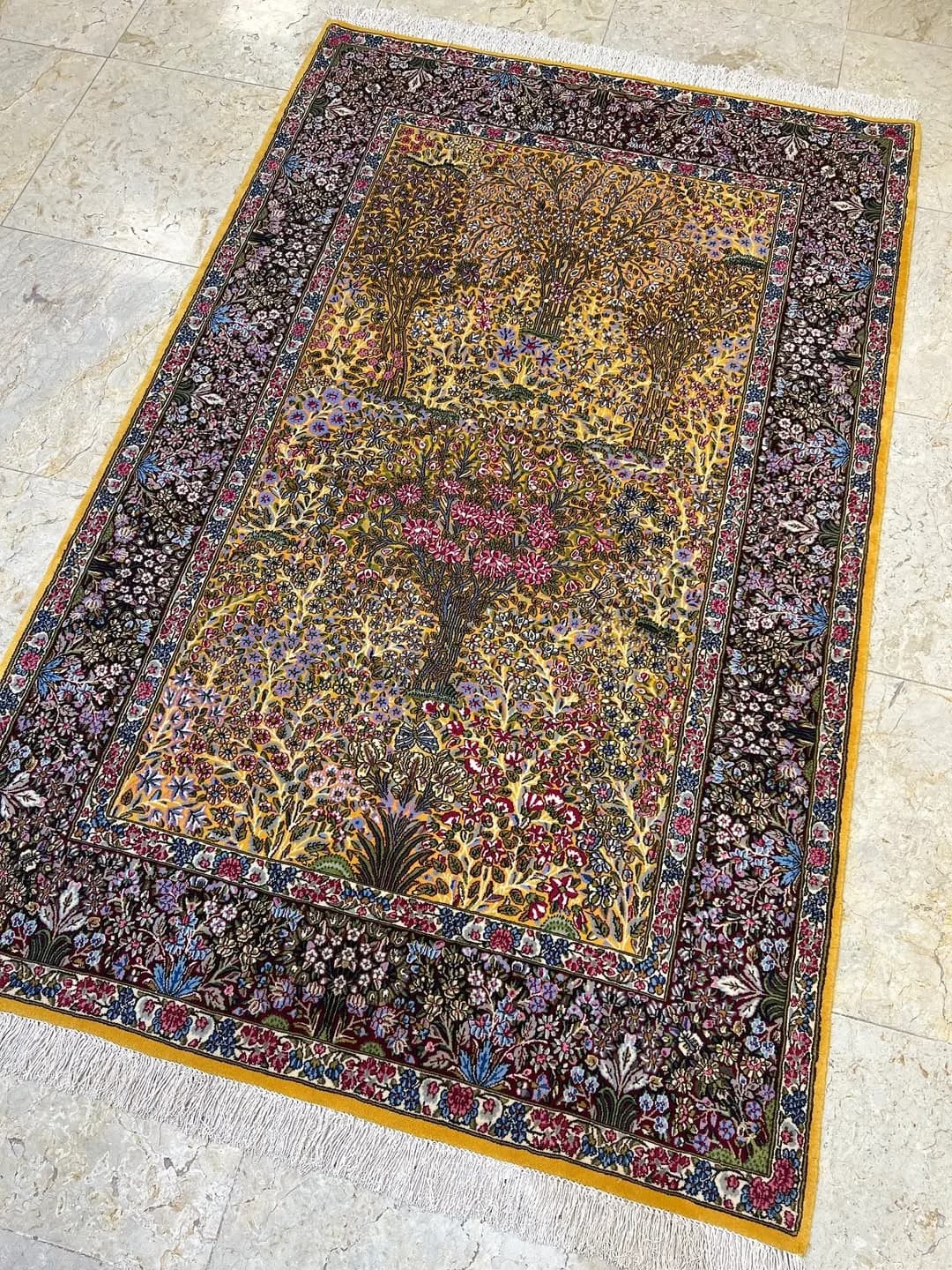 قالیچه چهار متری درختی حسنخانی
