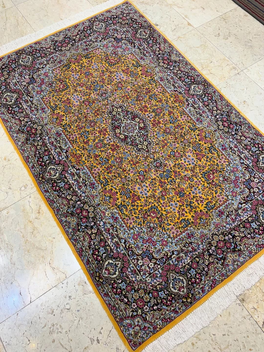 قالیچه دستباف ۴ متری سرام کرمان خردلی