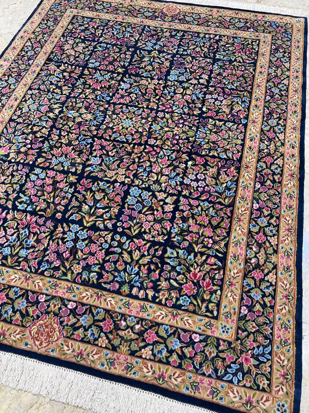 قالیچه دستباف سه متری بهارستان سرمه‌ای