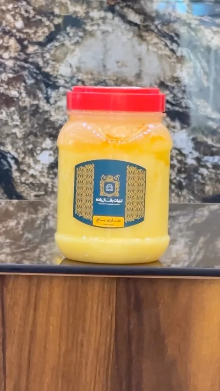 روغن حیوانی ساری یاغ، رنگ زرد و قرمز، جنس پلاستیک، ظرف پلاستیکی