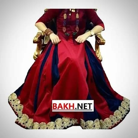 ست لباس محلی مدل ۶۰، رنگ زرشکی، سرمهای و طلایی، جنس ساتن، طرح گلدوزی، بلند، دامن پفدار