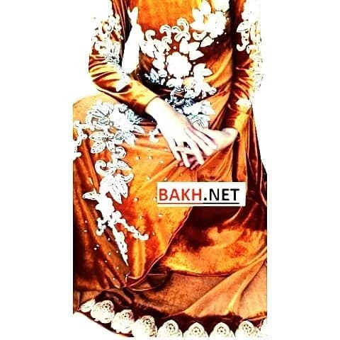 لباس بختیاری ست کامل، رنگ نارنجی و سفید، جنس مخمل، طرح گلدوزی، بلند، آستین بلند