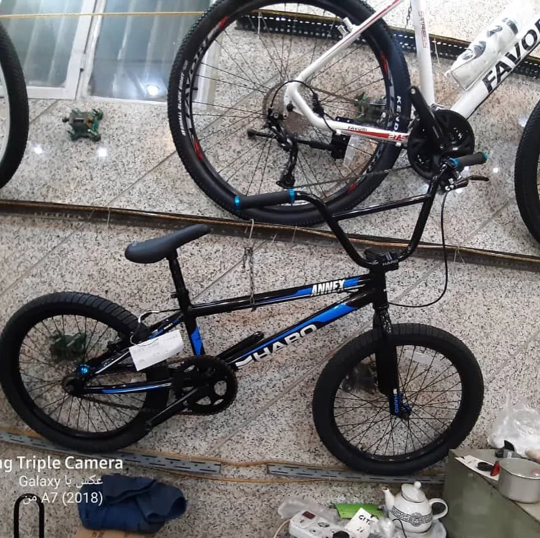 دوچرخه BMX مدل انیکس، رنگ مشکی و آبی، جنس فلز، دوچرخه BMX تک‌سرعته
