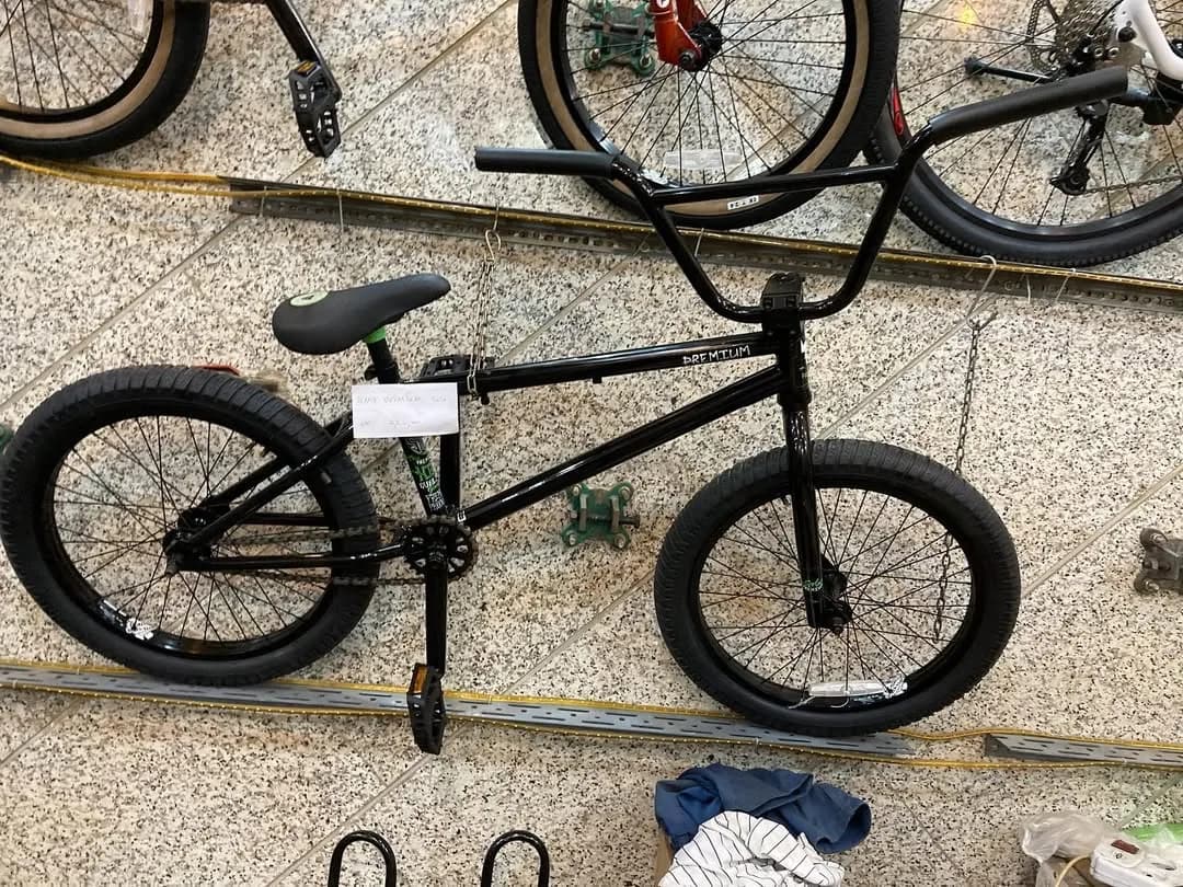 دوچرخه BMX، رنگ مشکی، جنس فلز، دوچرخه BMX تک‌سرعته