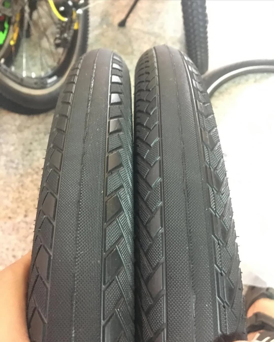 لاستیک دوچرخه BMX مدل CK پریمیوم، رنگ مشکی، طرح آجدار