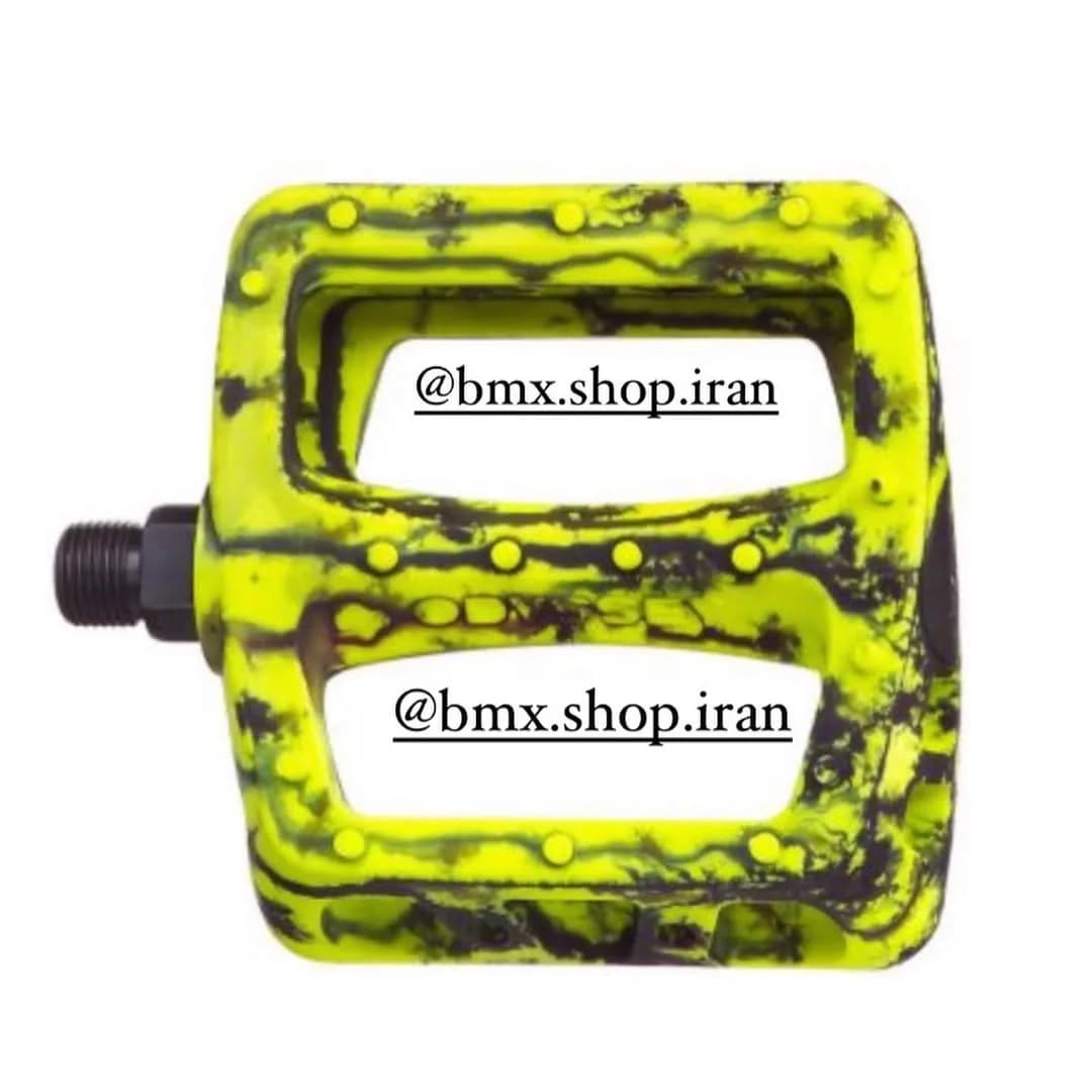 پنجه رکاب دوچرخه BMX ادیسی، رنگ زرد فسفری و مشکی، جنس پلاستیک، تخت، پلاستیکی