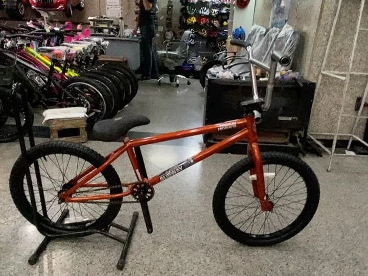 دوچرخه BMX مدل سابوی آکبند