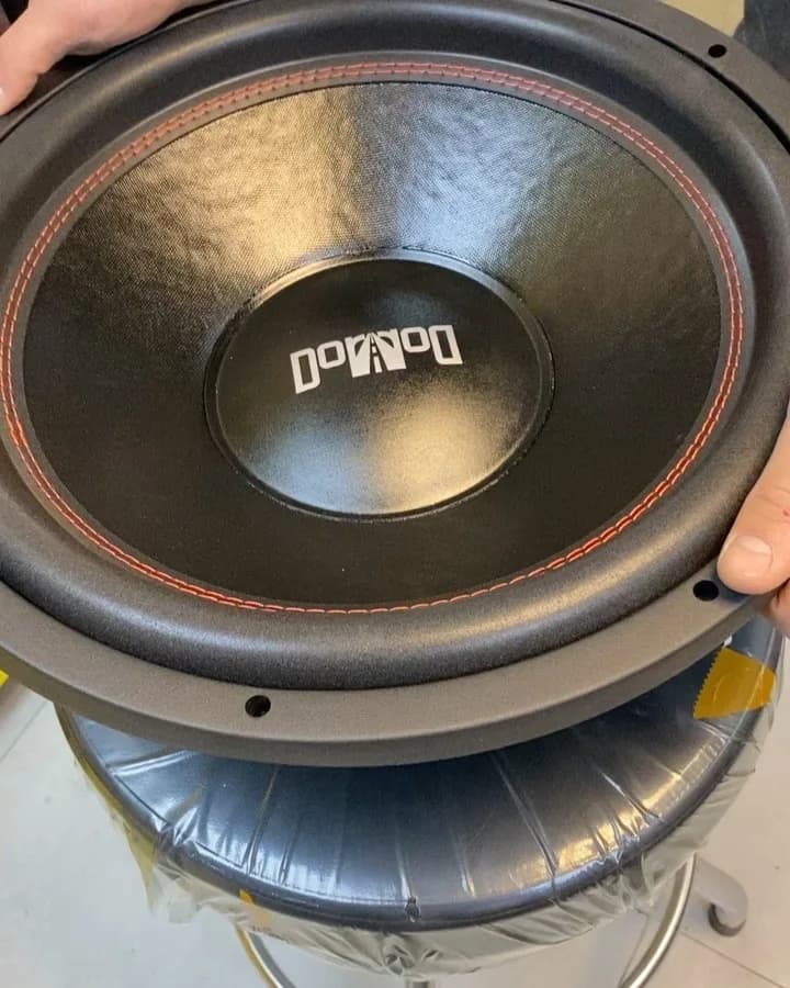 ساب ۱۵ اینچ دوردور DD-152 D2، رنگ سیاه، جنس فلز و پلاستیک، دایره‌ای بزرگ