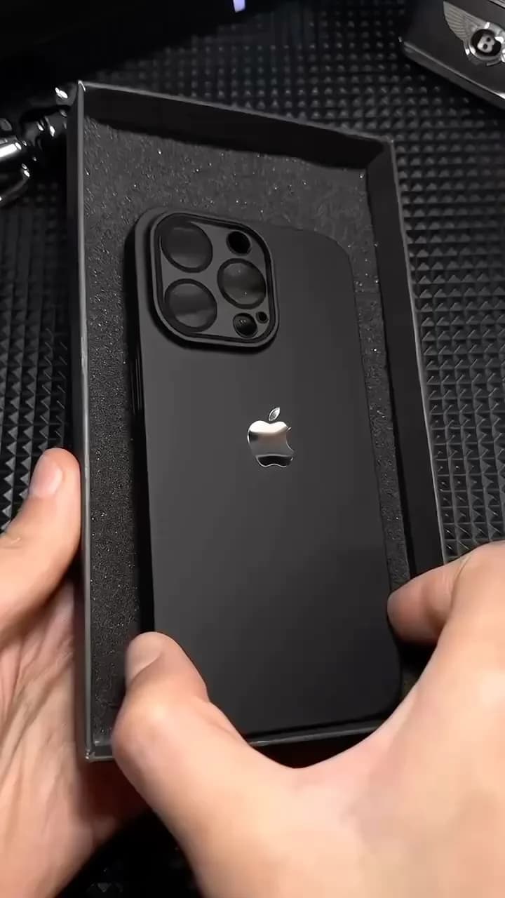 قاب گوشی PC همراه گلس لنز، رنگ مشکی، جنس پلاستیک و سیلیکون، قاب محافظ گوشی
