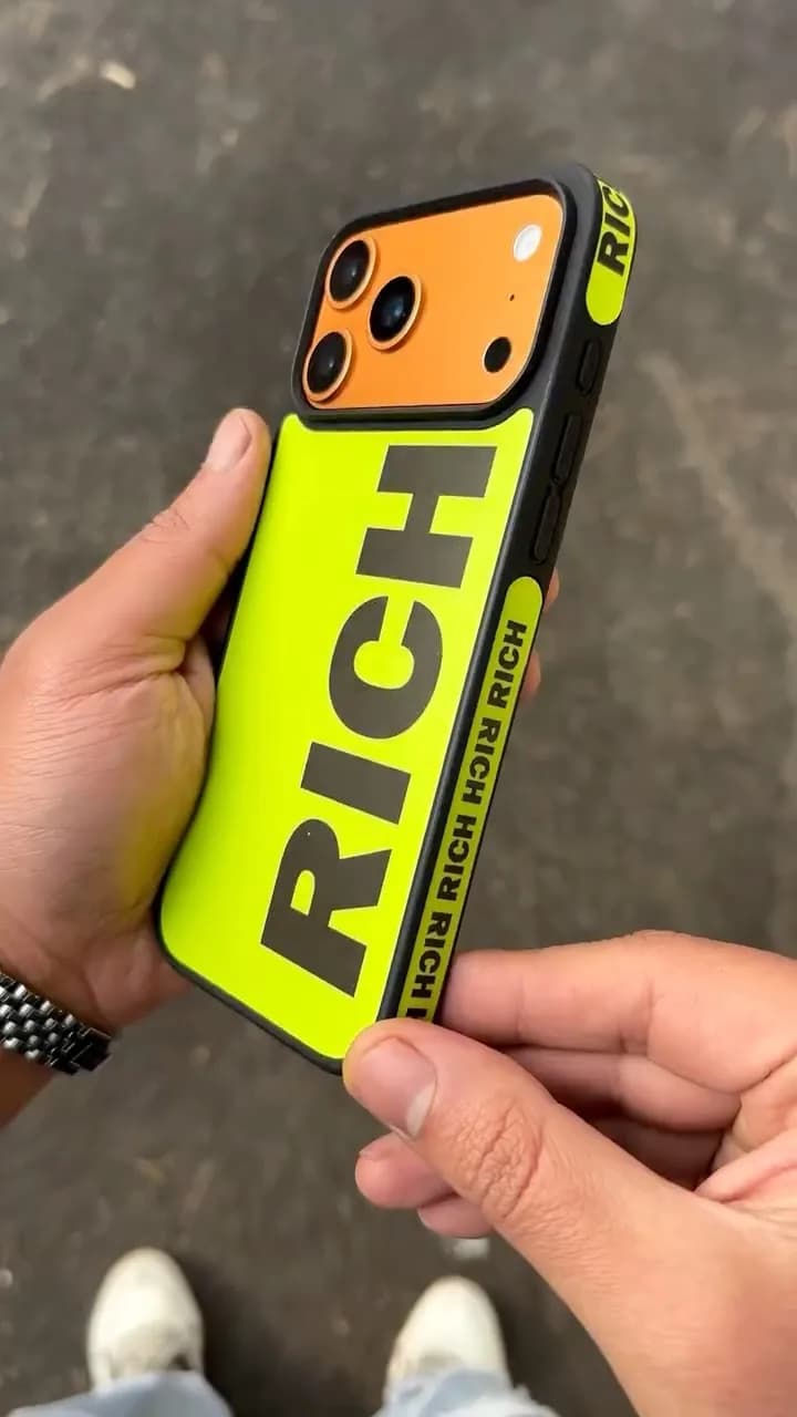 قاب گوشی طرح RICH، رنگ زرد، نارنجی و مشکی، جنس پلاستیک، ساده