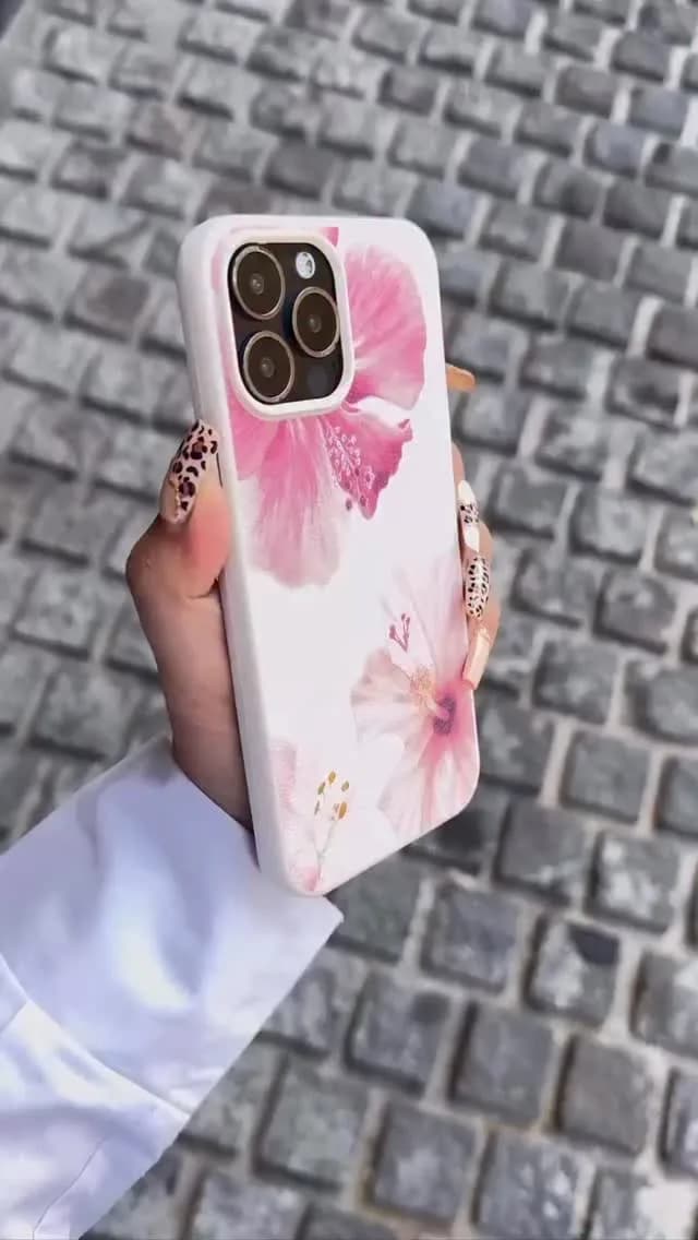 قاب چرمی گل شیپوری، رنگ سفید و صورتی، جنس سیلیکون، طرح گلدار، قاب پشتدار، طرح گل