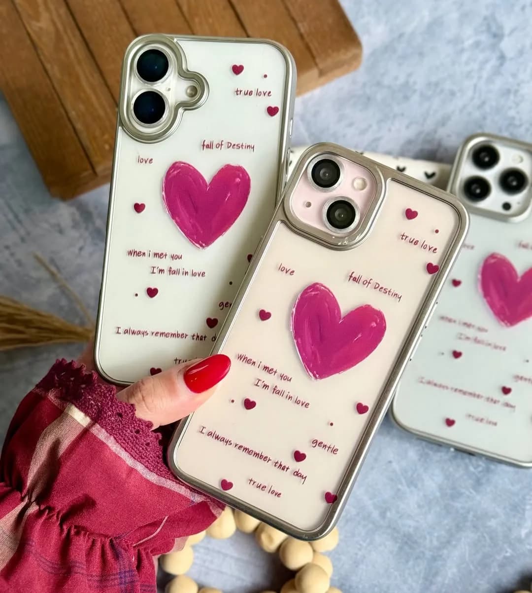 قاب شفاف True Love