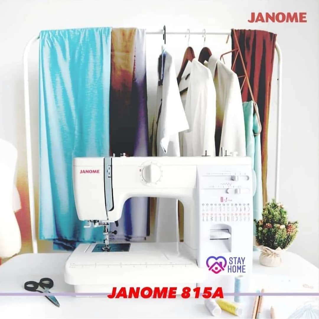چرخ خیاطی و گلدوزی ژانومه 815A، رنگ سفید، جنس پلاستیک و فلز، رومیزی خانگی