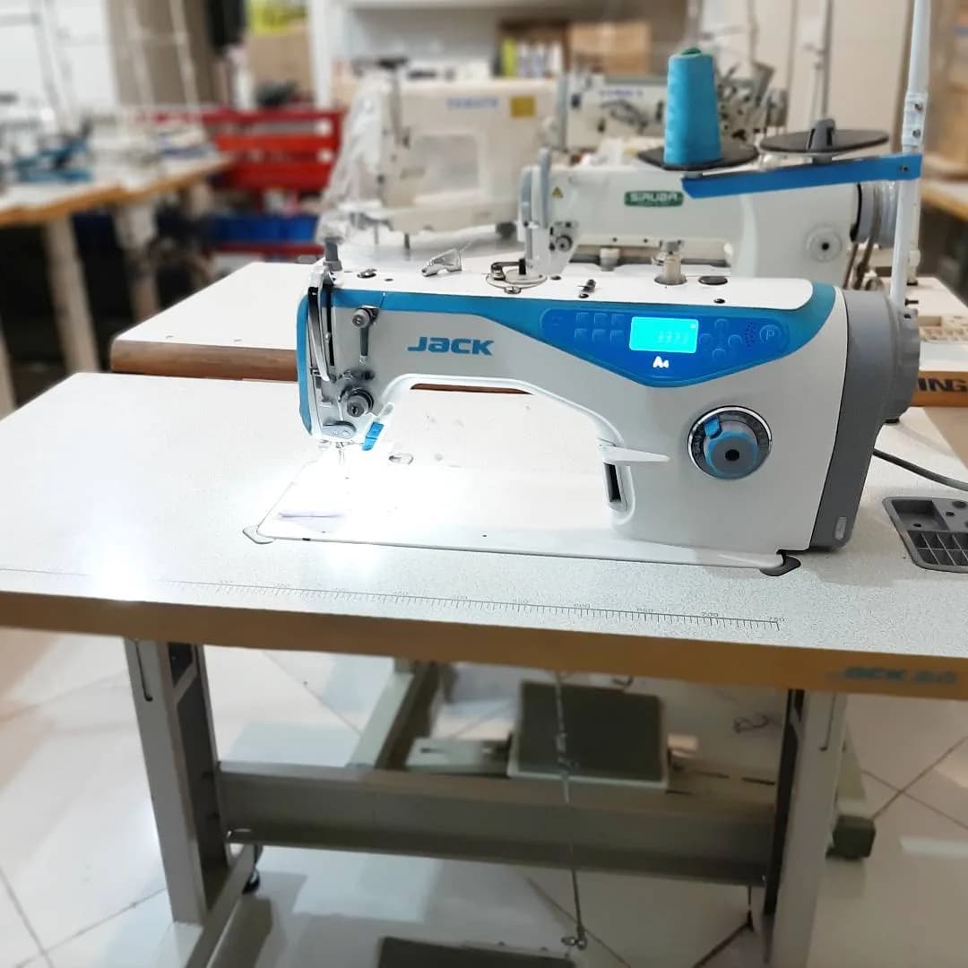 چرخ خیاطی راسته سنسور چشمی