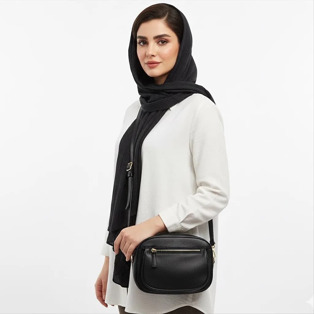 کیف دوشی زنانه، رنگ مشکی، جنس چرم، کیف دوشی مستطیلی