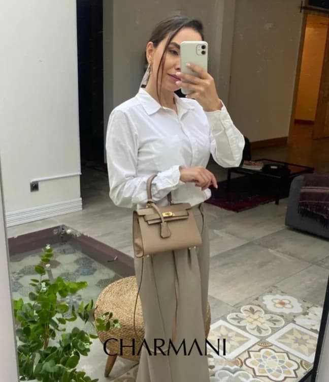 کیف زنانه چرم طبیعی ۱۲۲۱، رنگ بژ، دستی و کوچک