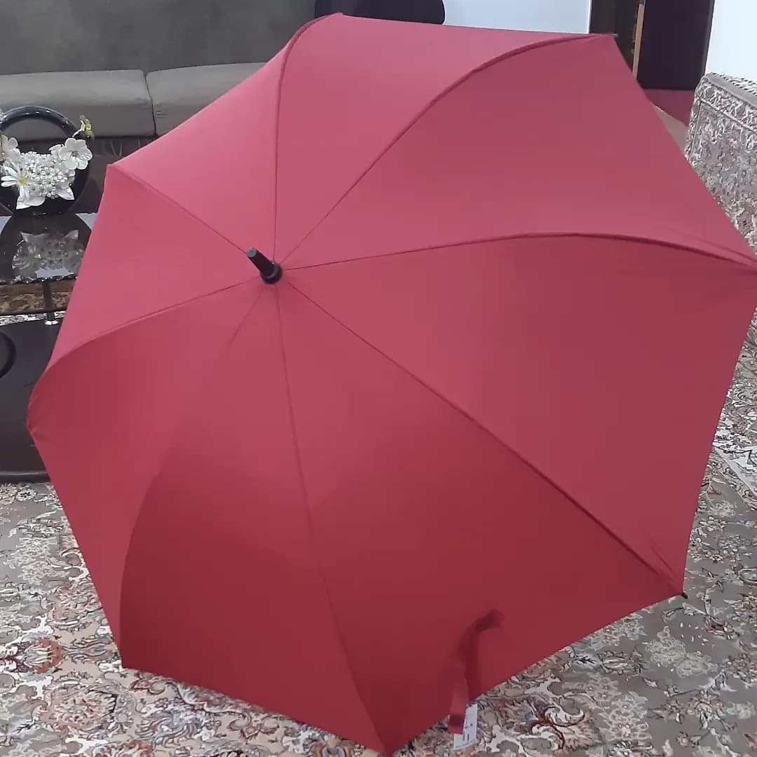 چتر دو نفره دسته عصایی برزنت نانو طوفان، رنگ قرمز، جنس پارچه، تاشو و دسته‌دار