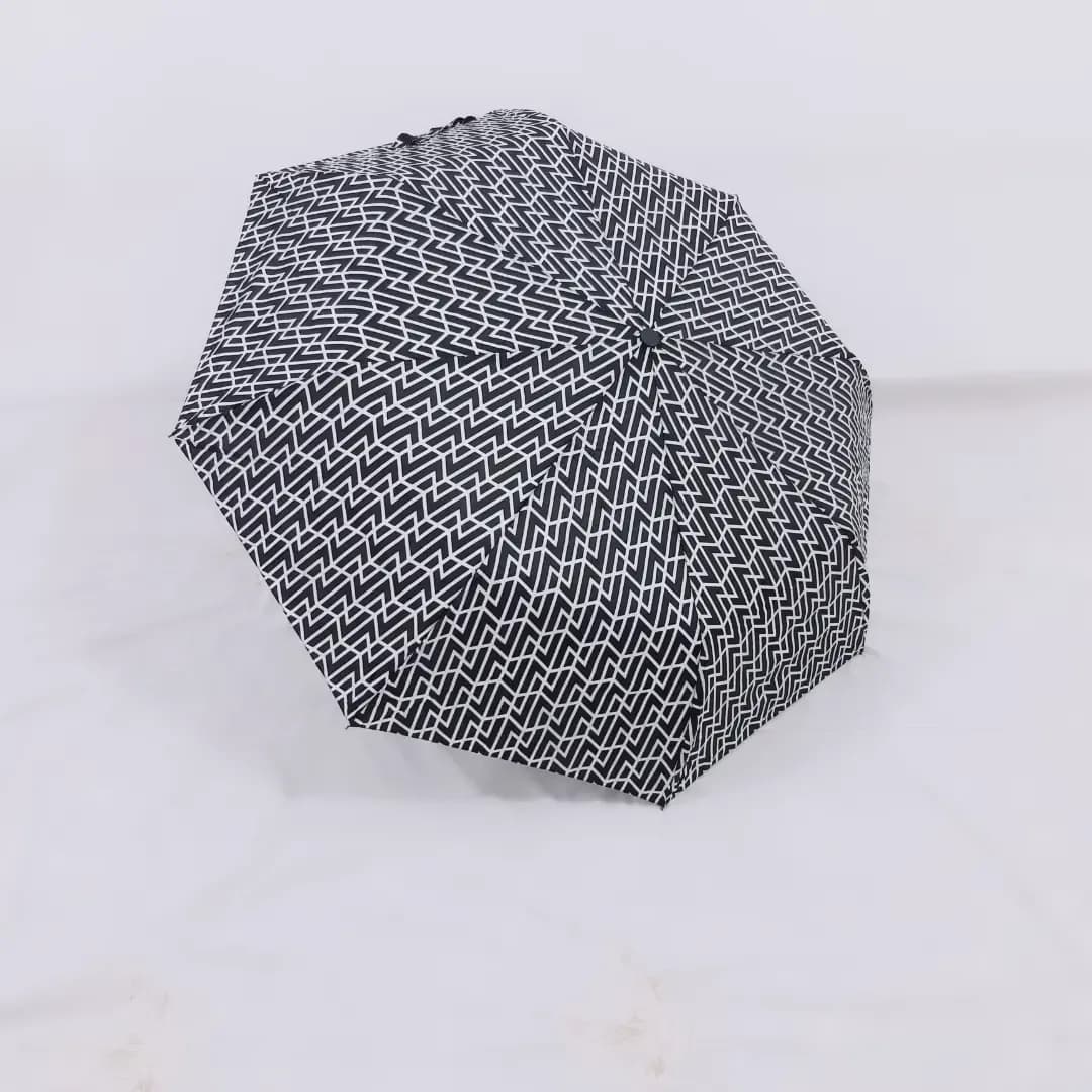چتر تاشو نیمه اتومات